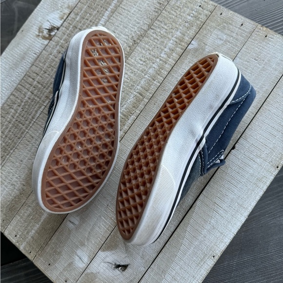 Shark Vans 11.5c - Picture 5 of 5